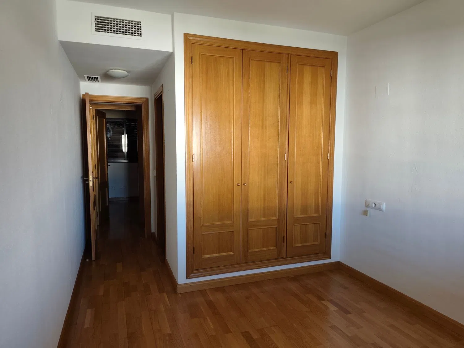 Piso en calle la Unión Mercantil, 5 - Foto 2