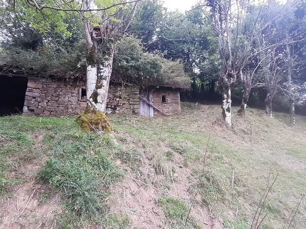 Casa de pueblo en Lg Abantro s/n - Foto 1
