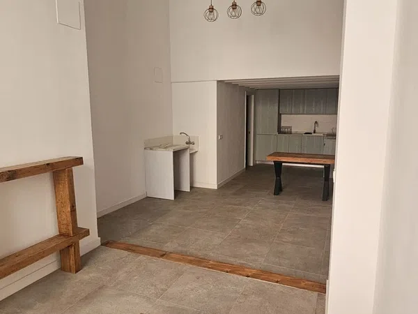 Estudio en calle de Salvador Lluch, 12
