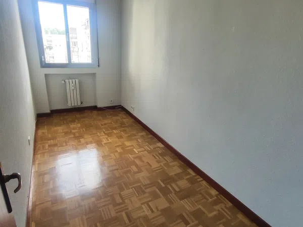Alquiler de piso en Calle de Cebreros, 94