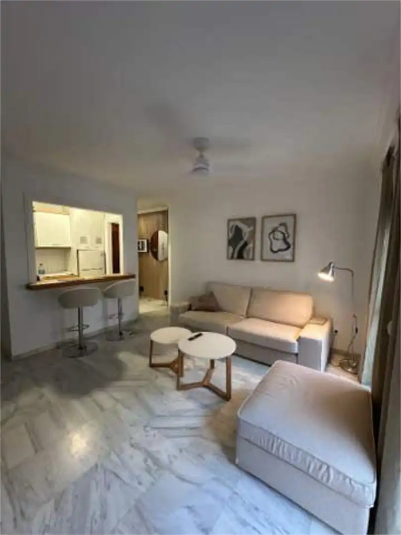 Apartamento en Centro de Fuengirola - Foto 2