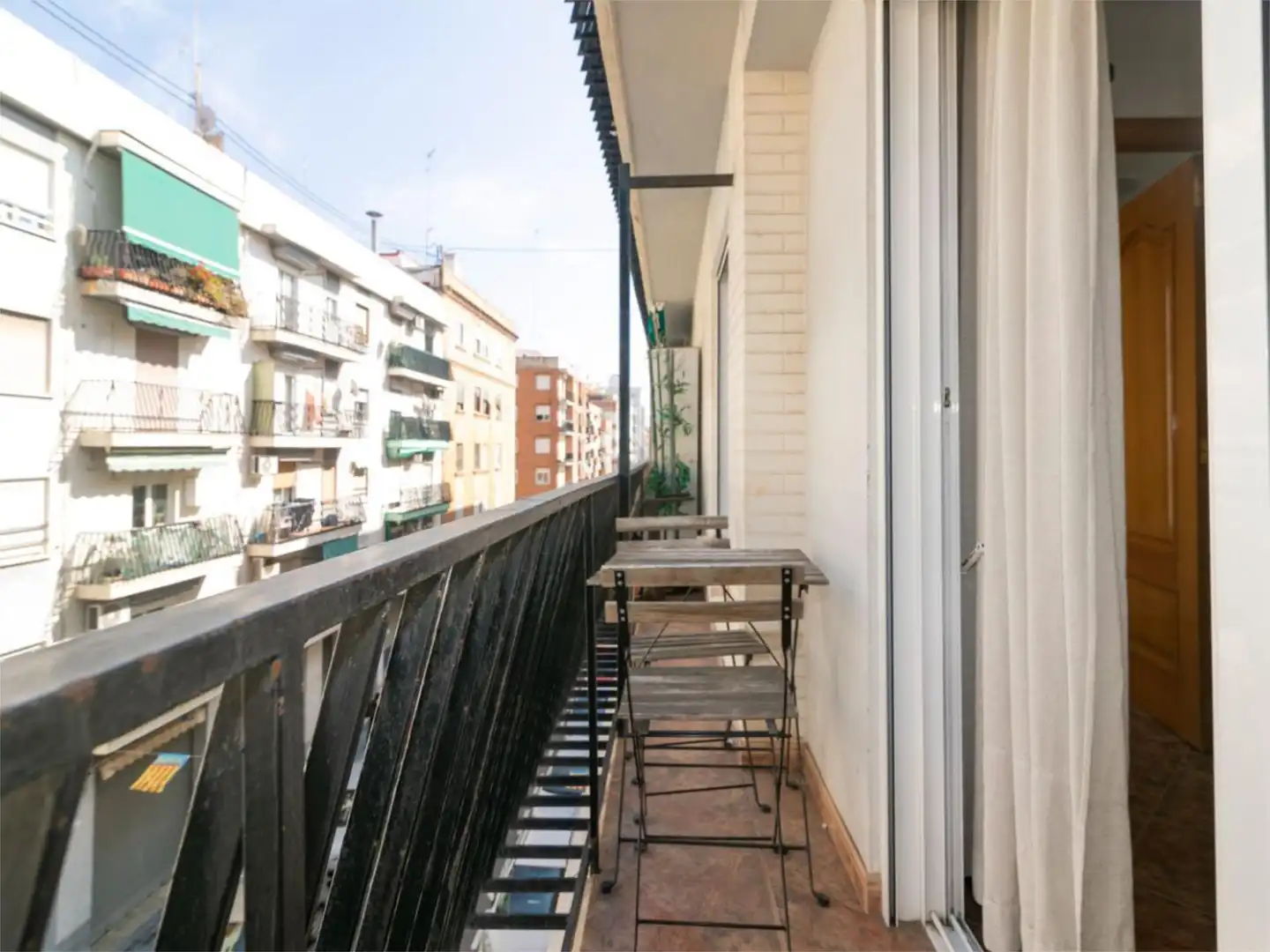 Piso en  Carrer del Marí Albesa 6 - Foto 2
