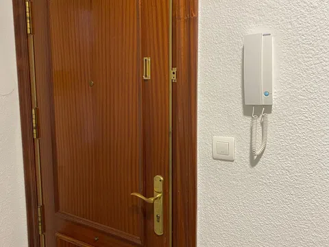 Piso en camino de Ronda, 180