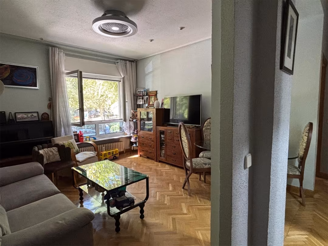 Piso en  Plaza del Conde del Valle de Súchil 12