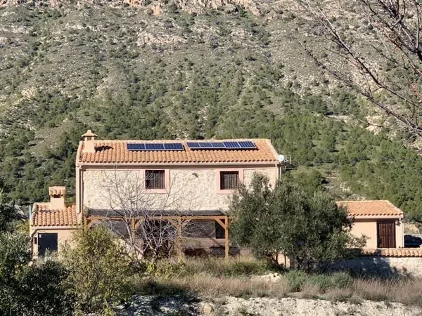 Casa rural en Via Camino la Charrara s/n - Foto 4