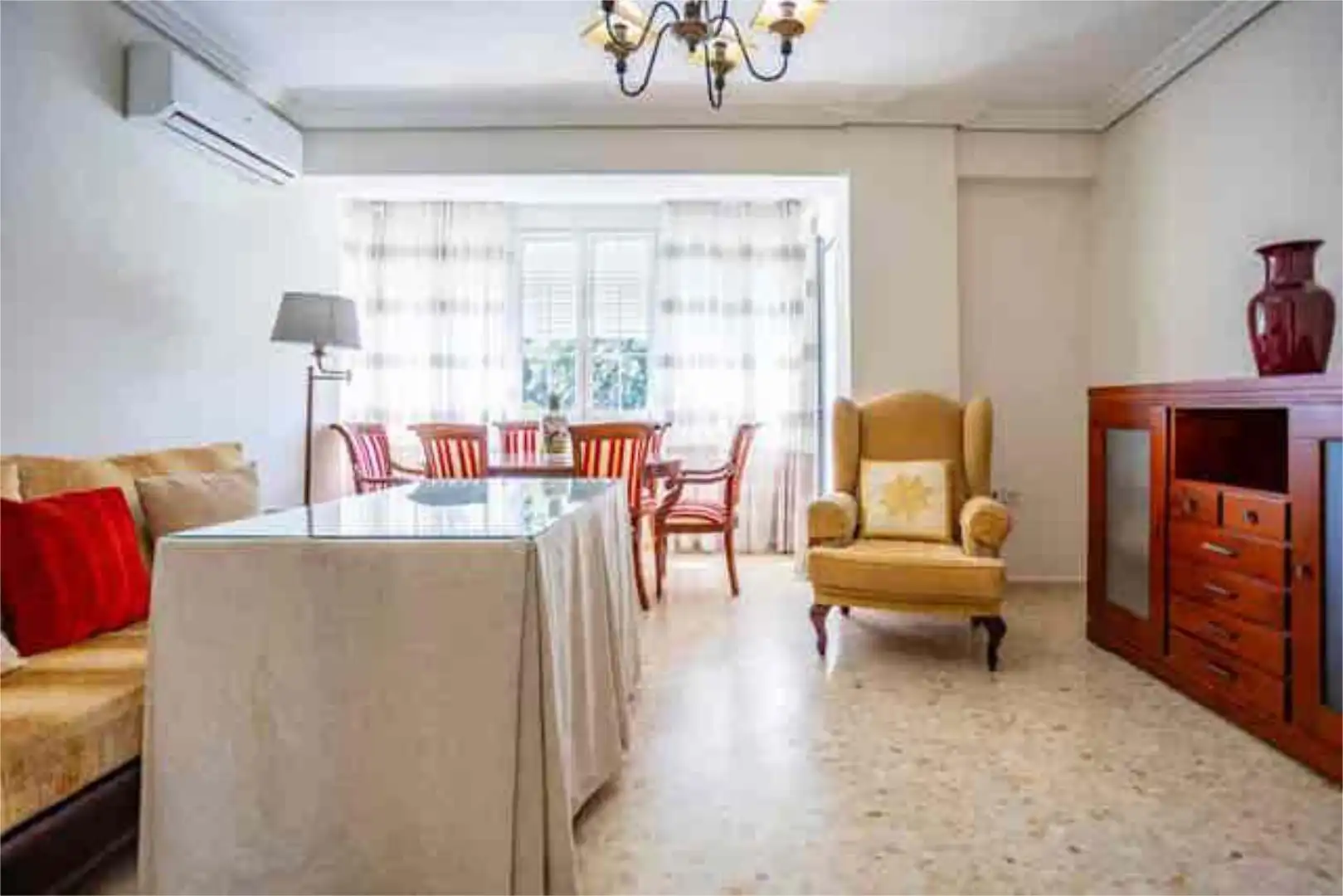 Piso en Triana - Foto 4