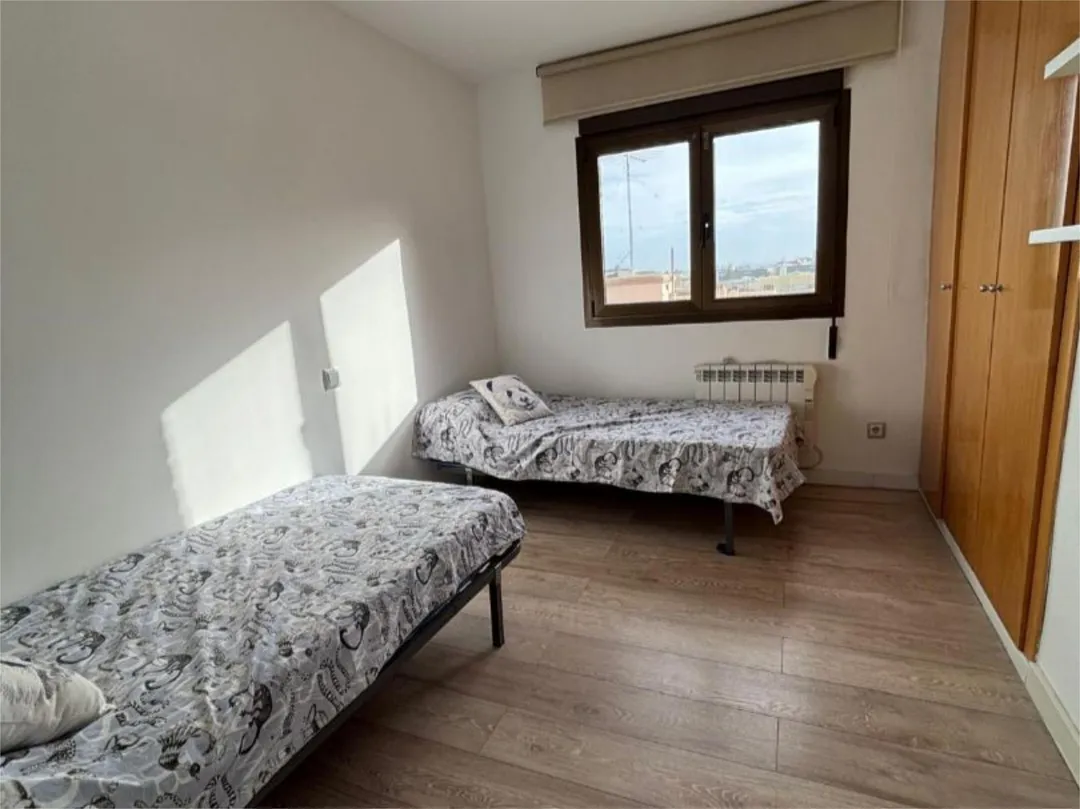 Piso en  Carrer de la Guàrdia Civil 22 - Foto 17