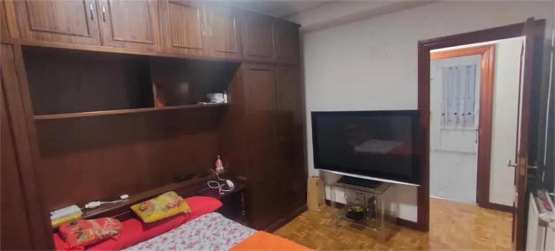 Piso en Rochapea - Foto 4