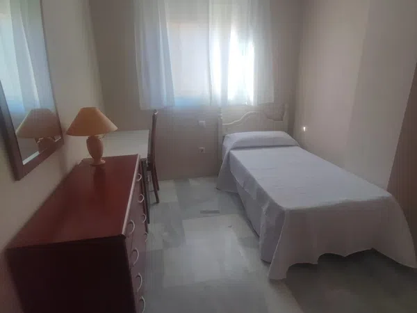 Piso en Calle Castillo de Alcala de Guadaira, 27, Bami - Pineda - Foto 3
