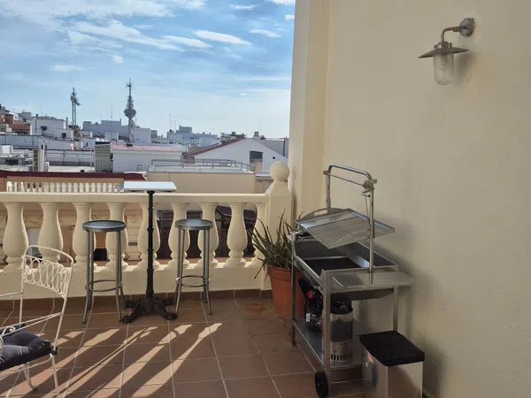 Ático en calle de Antonio Acuna, 18