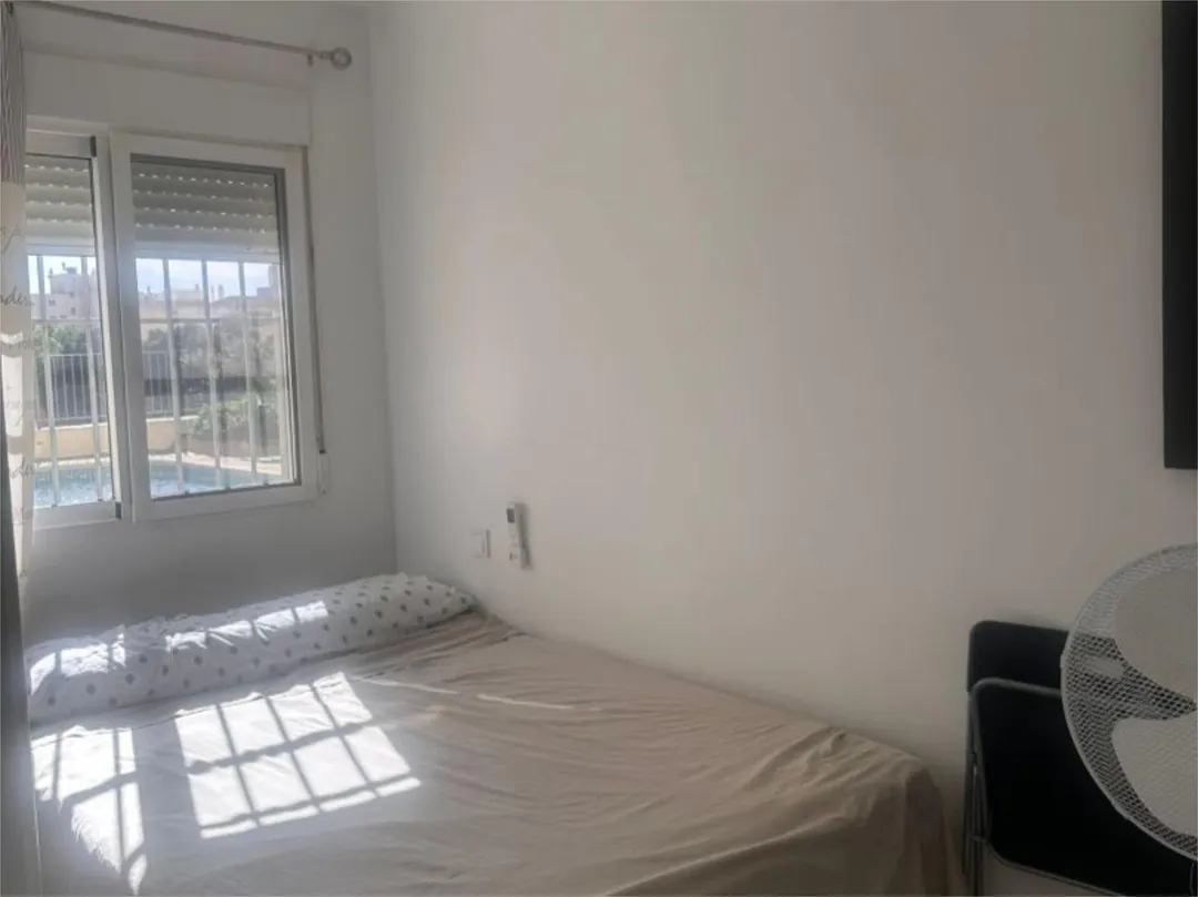 Piso en  Calle Ceuta 8 - Foto 3