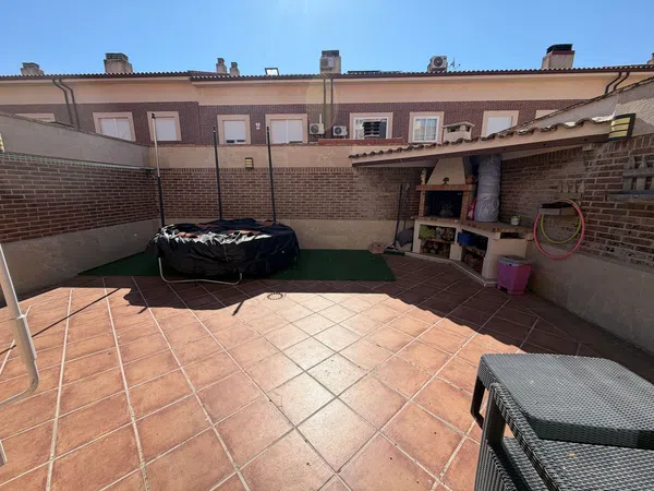 Chalet adosado en Calle Alejandro Casona, 1 - Foto 10