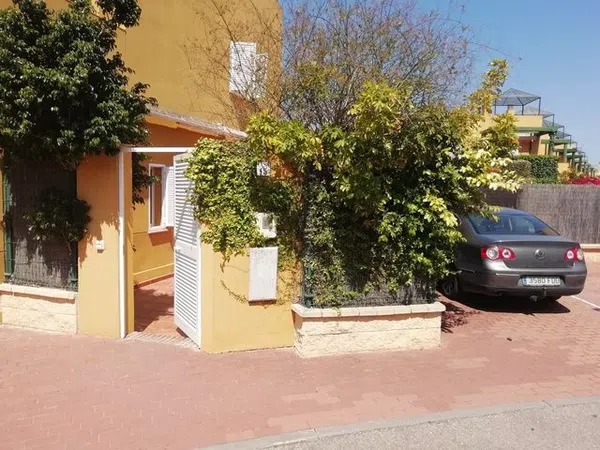 Chalet adosado en Avenida Juan Carlos I, 14 - Foto 8