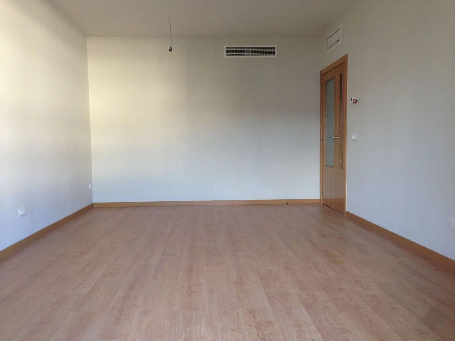 Piso en calle de Emma Penella, 20