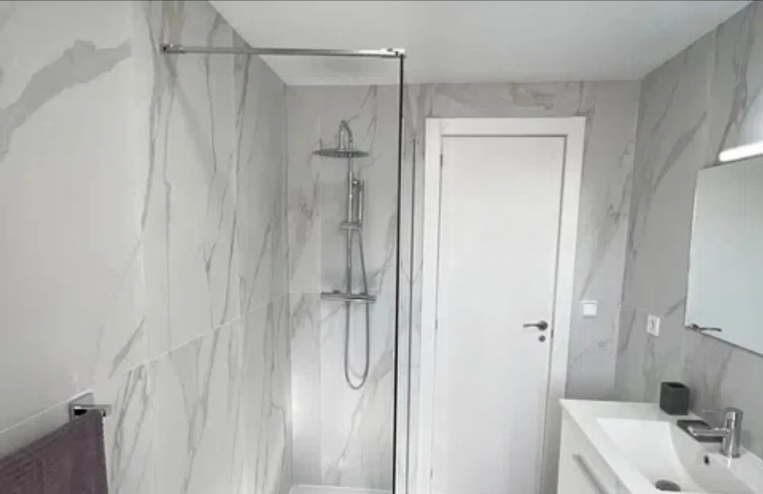 Piso en calle dels Pins, 30 - Foto 2