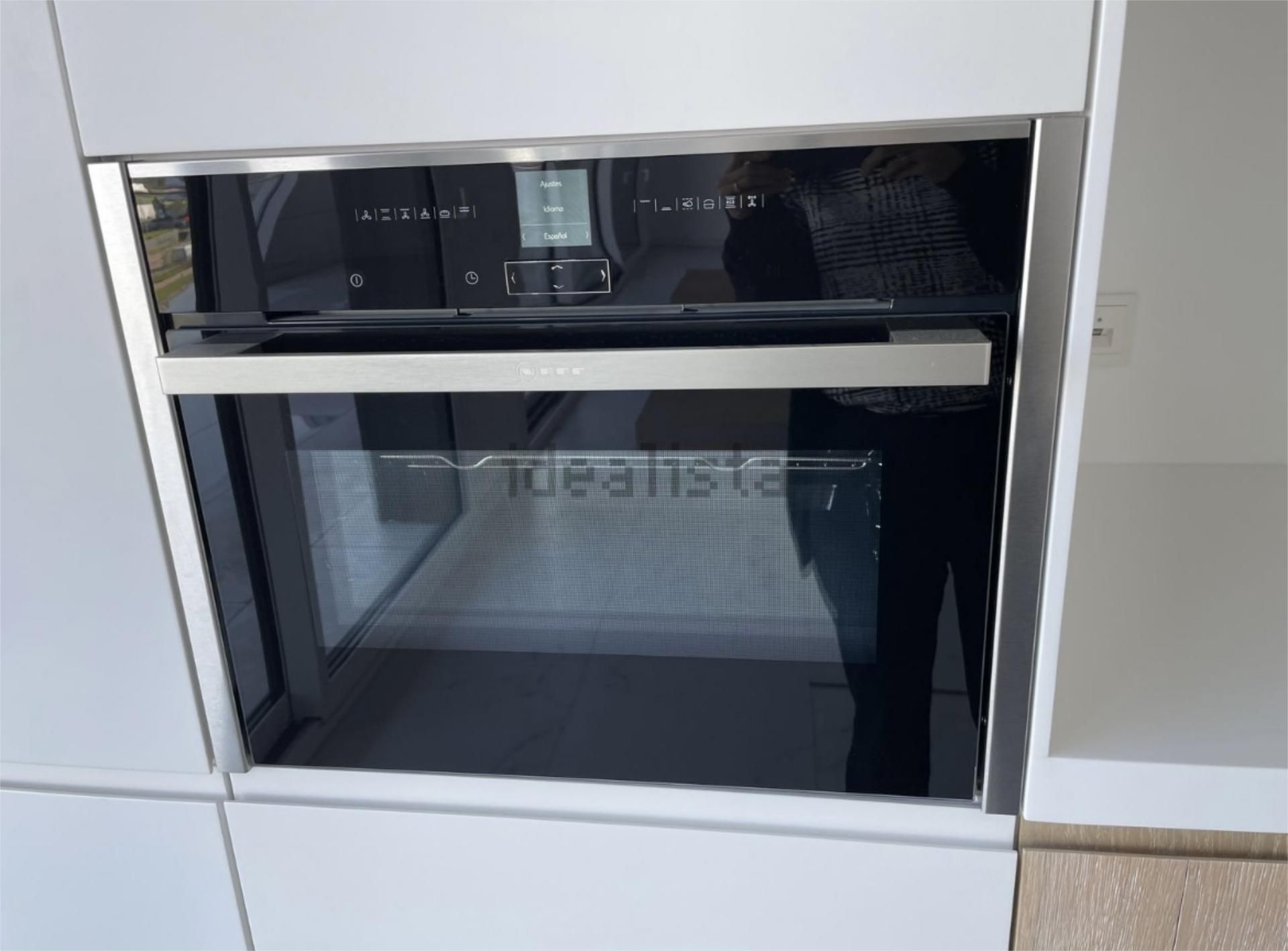 Piso en avenida Avenida de Luis García Cereceda 5 - Foto 14