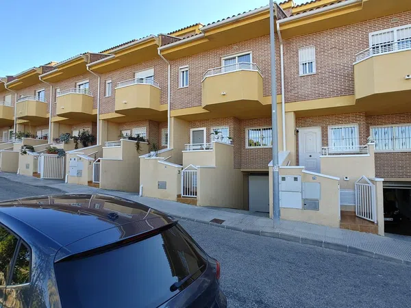 Chalet adosado en calle Virgilio, 78 - Foto 1