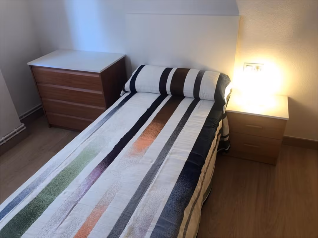 Piso en  Calle Pintor Muñoz Barberán 3 - Foto 22