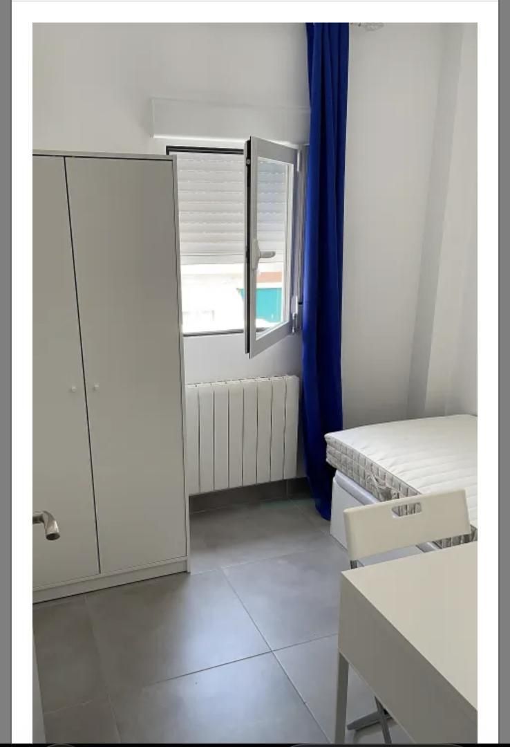 Piso en  Avenida Don Juan de Borbón 2D - Foto 3