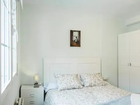 Piso en calle Arandas, 16