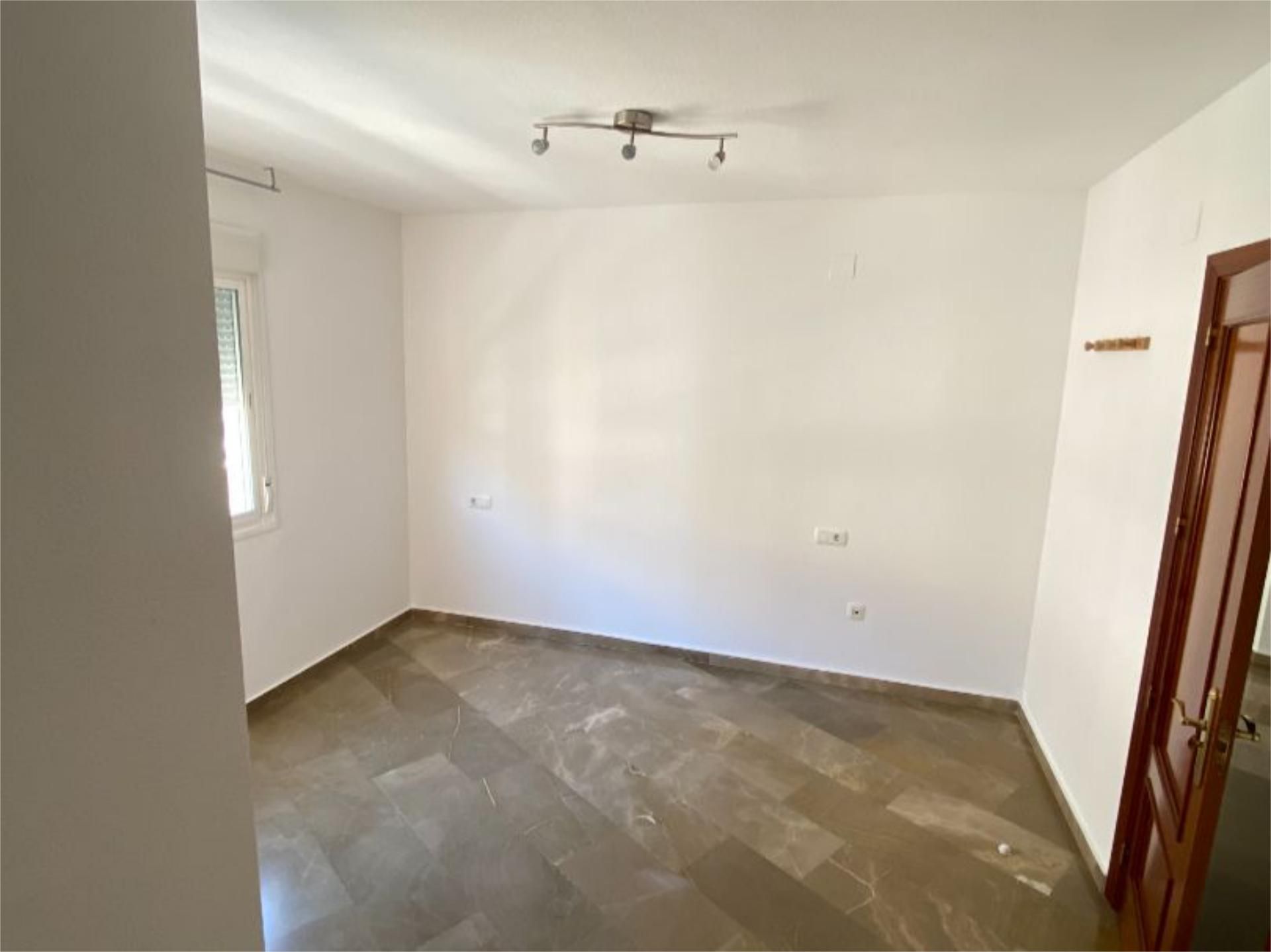 Piso en  Calle Venegas 6 - Foto 3