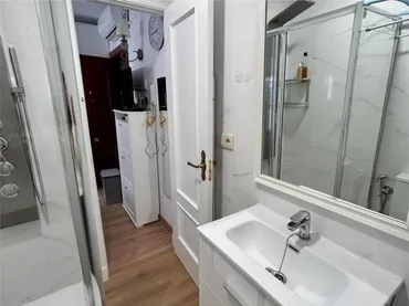 Piso en  Avenida de Menéndez Pelayo 33 - Foto 10