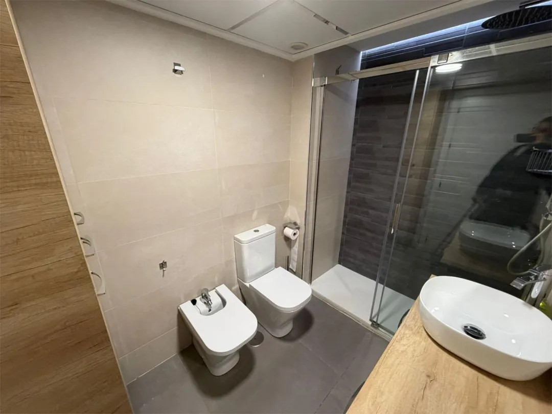 Piso en  Calle Pintor Almela Costa 6 - Foto 12