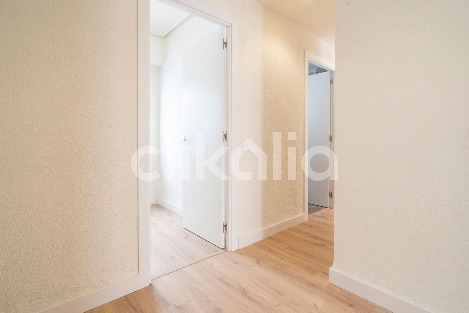 Piso en calle de la Serra d'Agullent - Foto 24