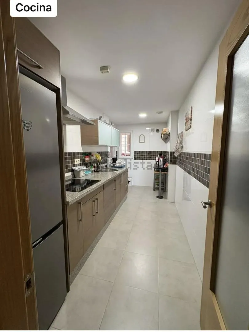 Piso en  Calle Punta Umbría 9 - Foto 2