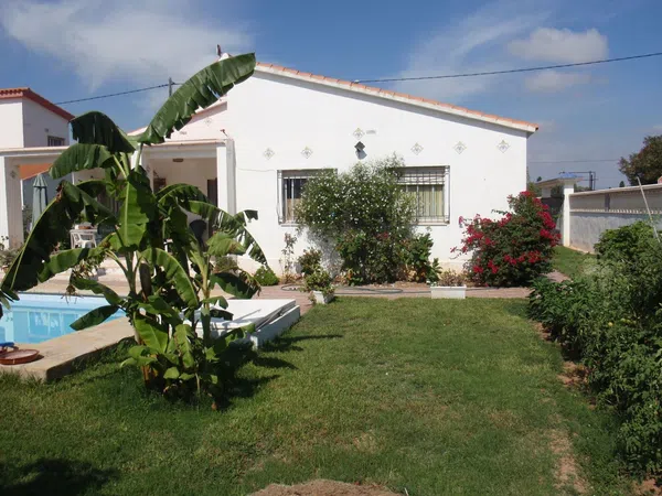 Casa o chalet independiente en Calle cala puntal j, 10, Cala Puntal - Zona Costa sur, Cala Puntal - Zona Costa sur - Foto 2