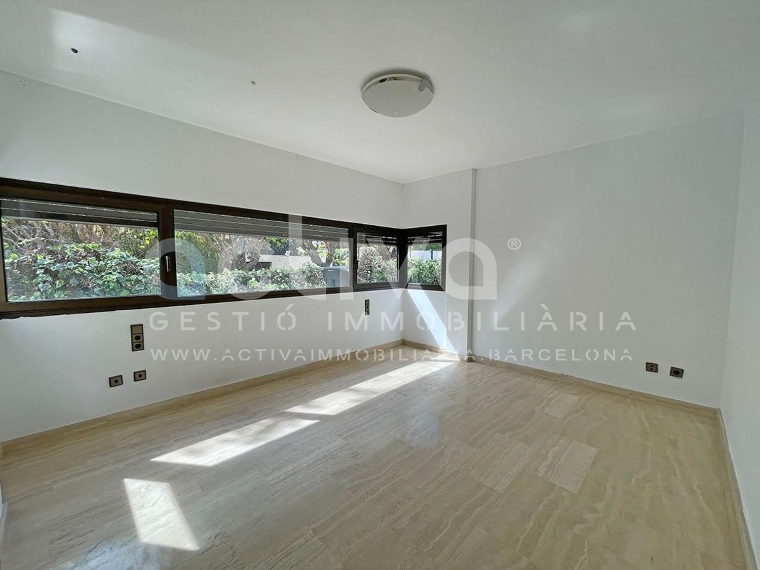 Chalet pareado en La Miranda - Ciutat Diagonal - Foto 18