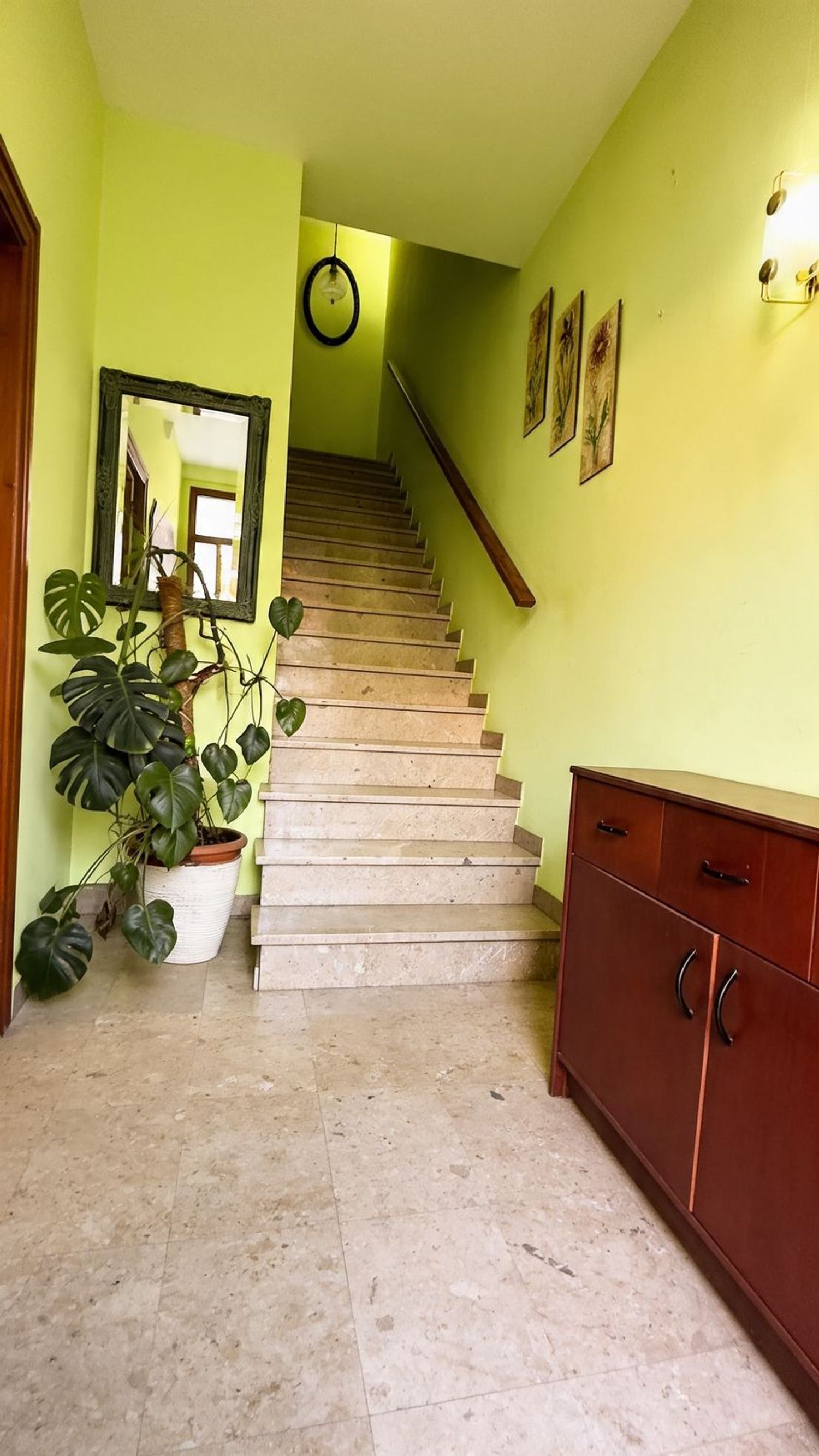 Chalet adosado en Manlleu - Foto 2