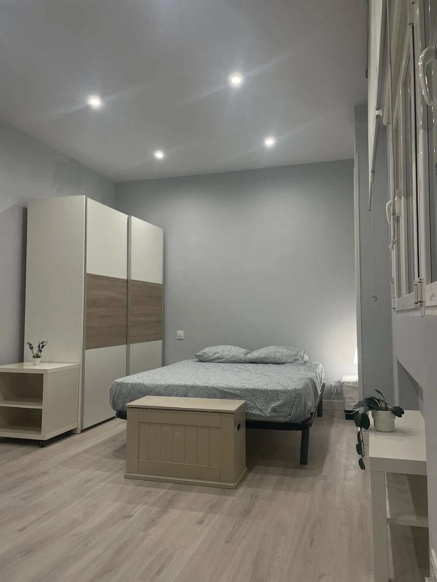 Estudio en calle de Estébanez Calderón, 7 - Foto 1