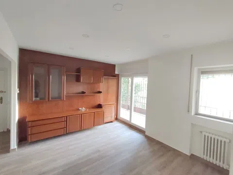 Piso en calle de Sorzano, 14