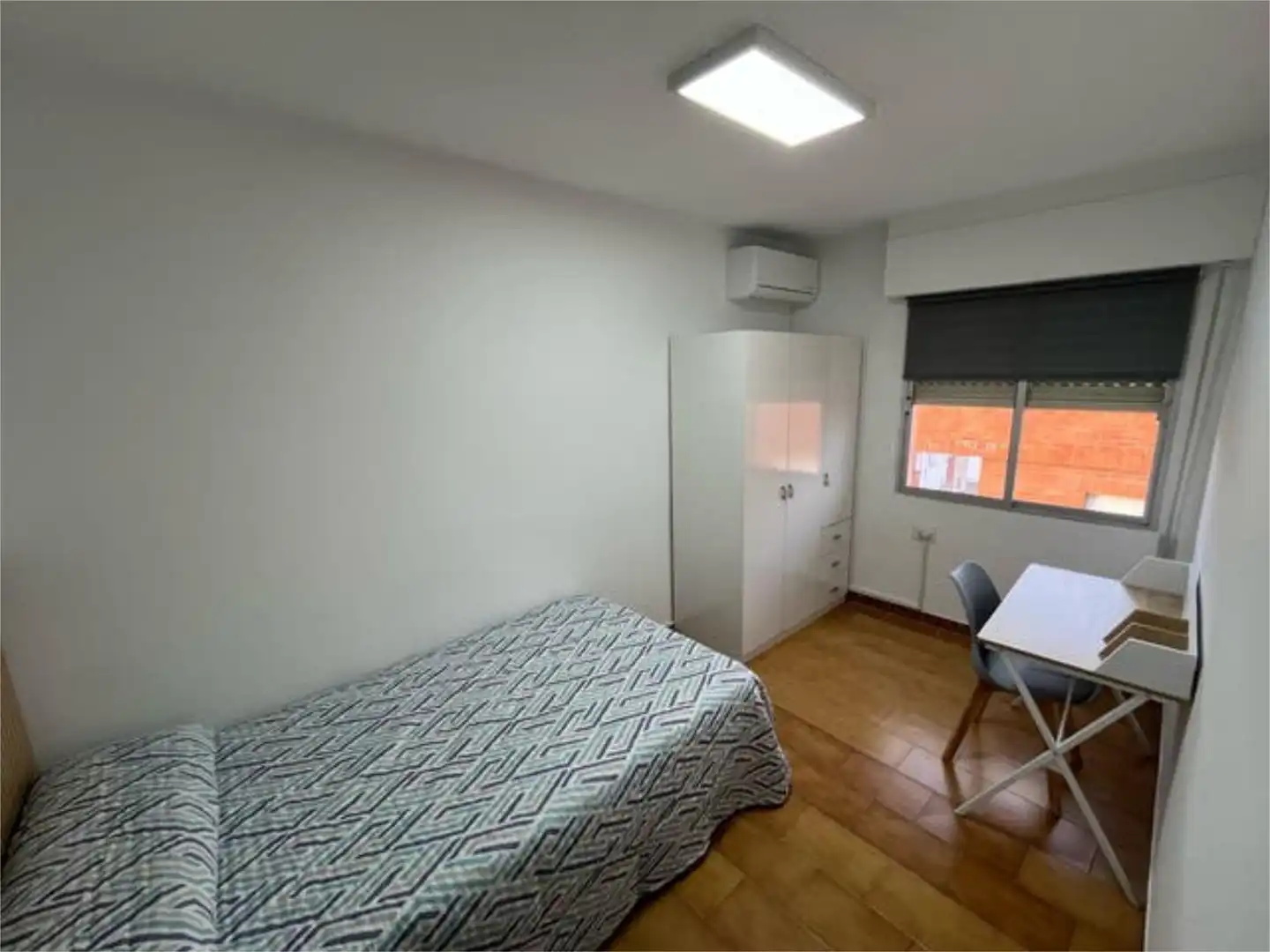 Piso en Barrio - Foto 2