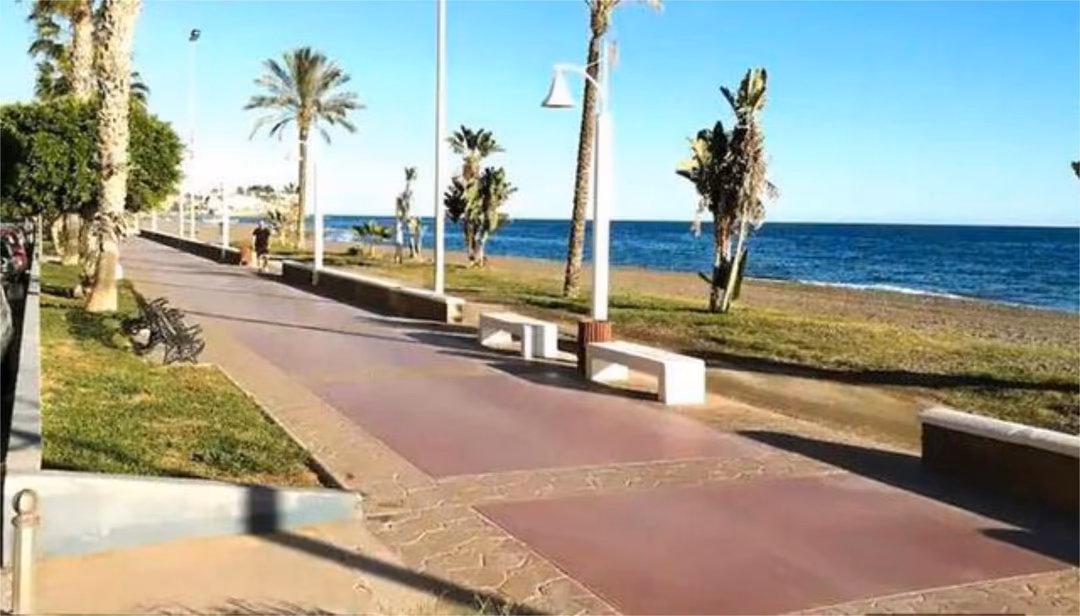 Apartamento en Cala del Moral Málaga a 10 minutos