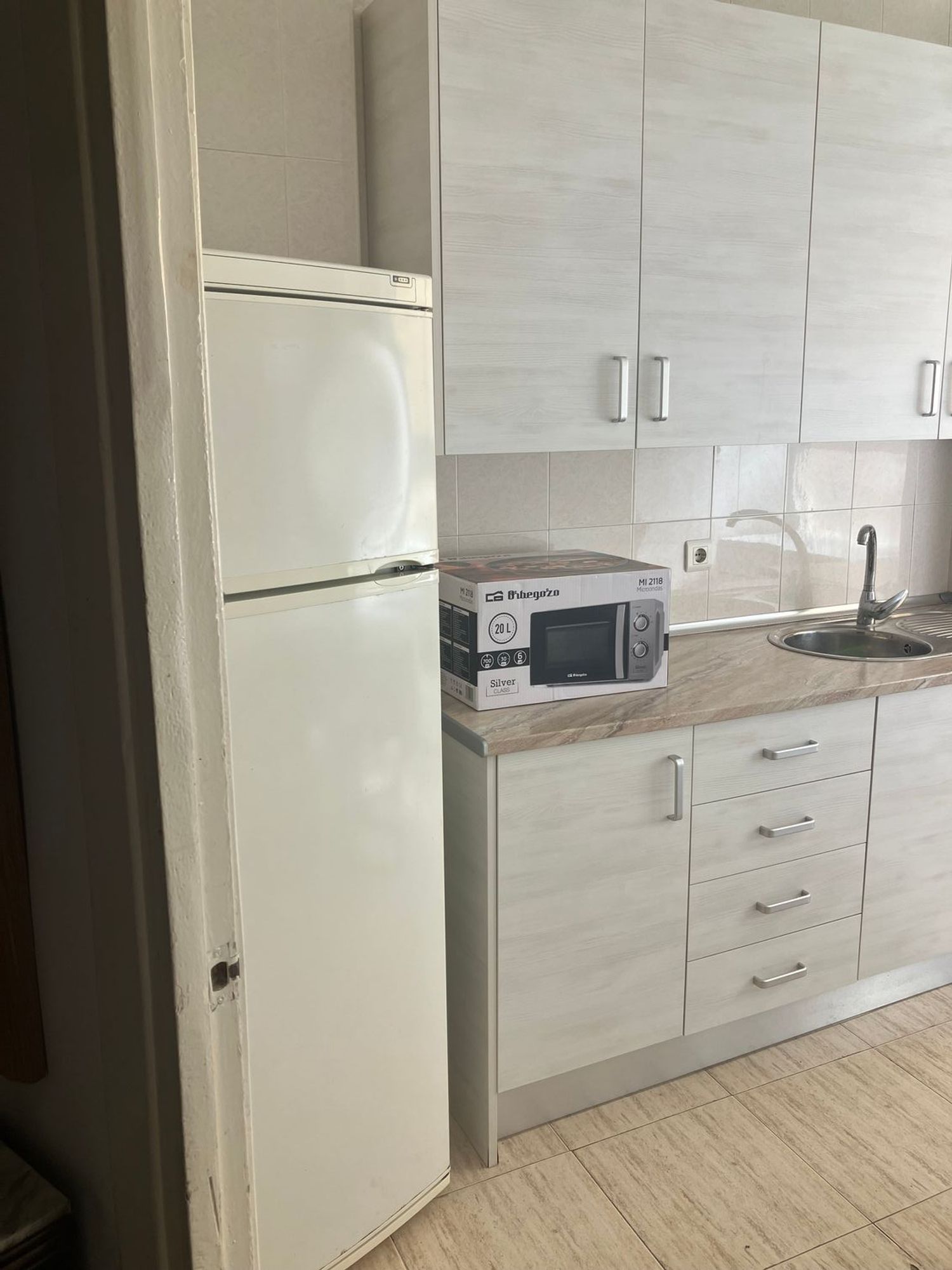 Piso en Avenida de Pablo Iglesias, 8 junto a Puerta Purchena, Centro-Rambla, Centro-Rambla - Foto 3