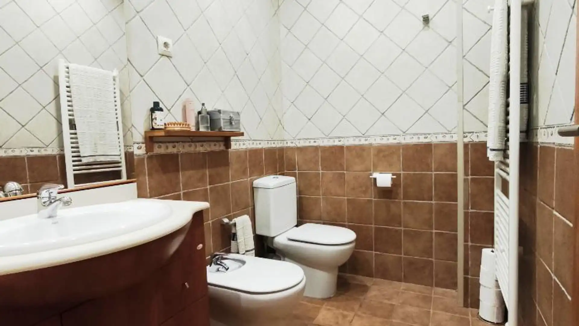 Casa adosada en  Carrer de Rector de Vallfogona 51 - Foto 21