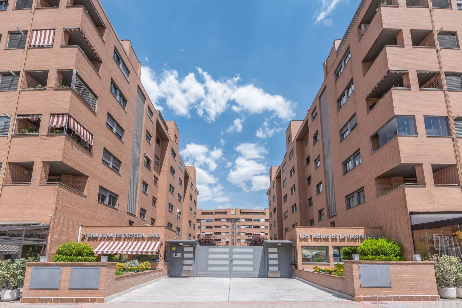 Piso en calle San Juan de Ortega - Foto 28