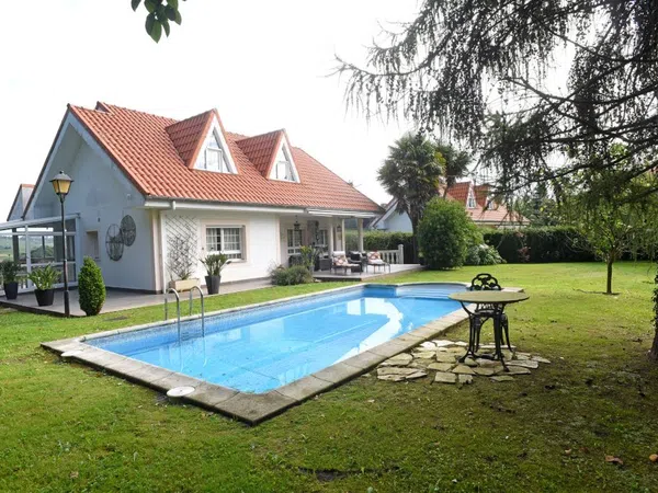 Casa o chalet independiente en Urbanización la Mina, 11 e - Foto 1