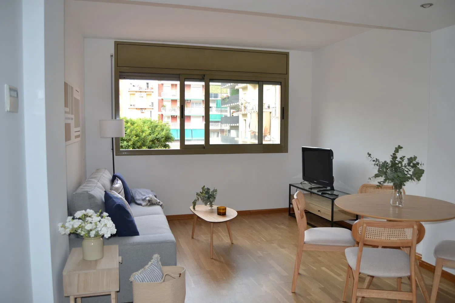 Piso en Barrio La Sagrada Família - Foto 1