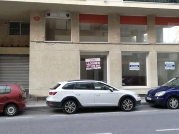 Local comercial en  Avinguda del Baix Penedès 64 - Foto 1
