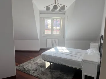 Piso en  Rúa Rosalía de Castro 52 - Foto 4