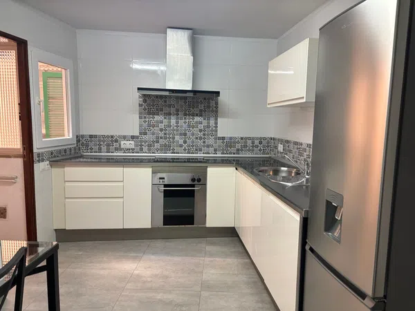 Piso en calle de Pérez Galdós, 19 - Foto 8