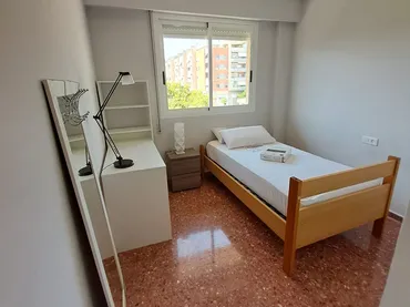 Piso en Burjassot - Foto 9