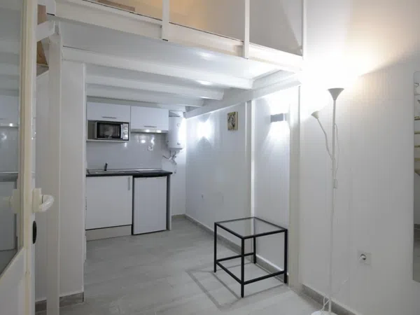 Estudio en Calle de Rodrigo Uhagón, Pradolongo - Foto 8