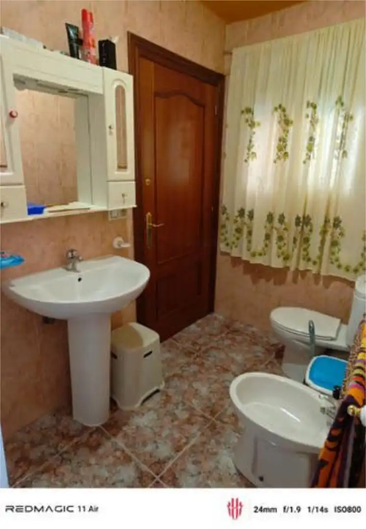 Chalet en barrio - Foto 4