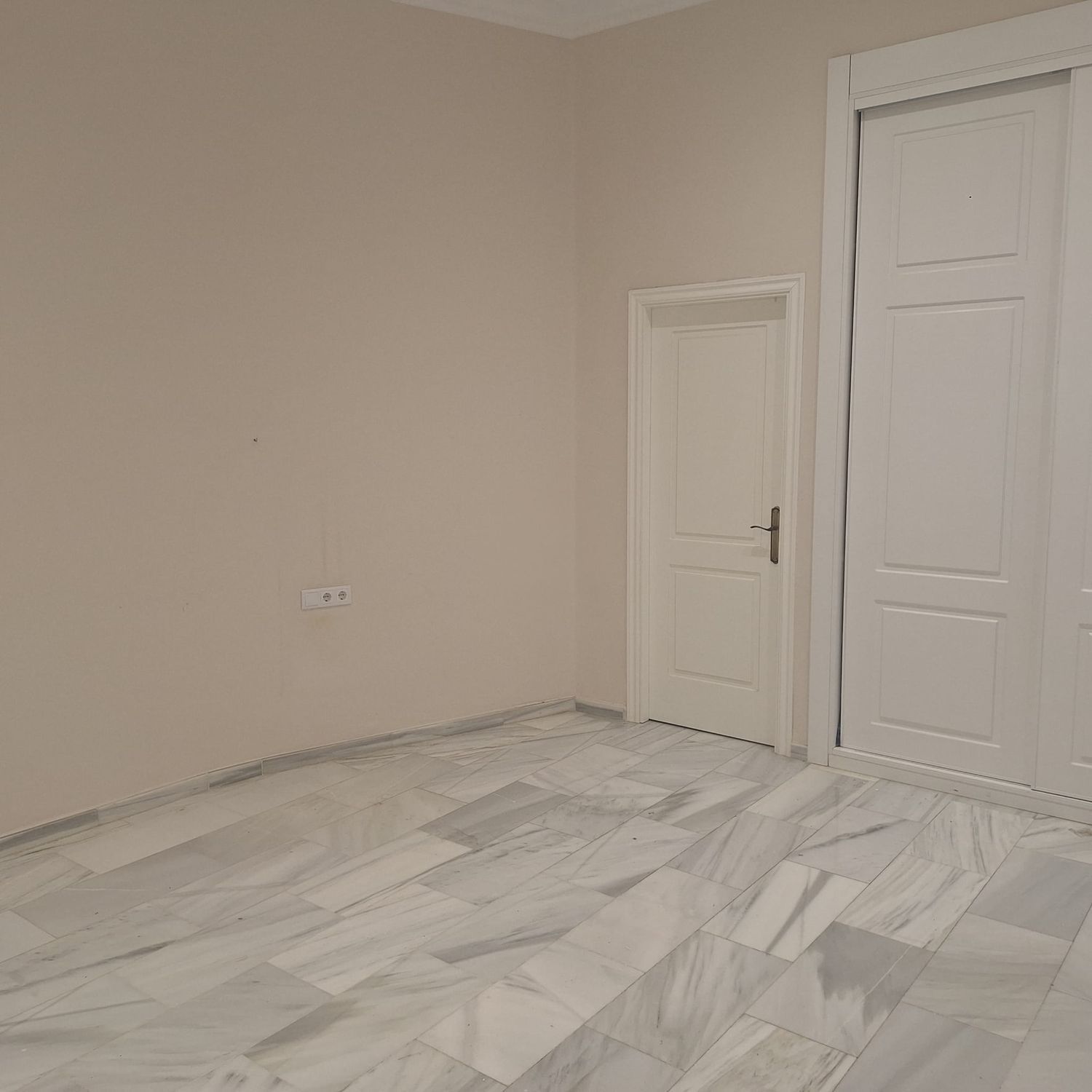 Piso en calle de los Reyes Católicos, 2 - Foto 9