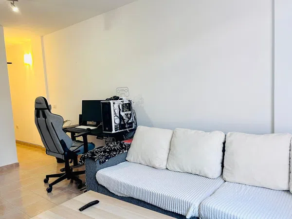 Piso en calle Isla de la Graciosa, 41 - Foto 4