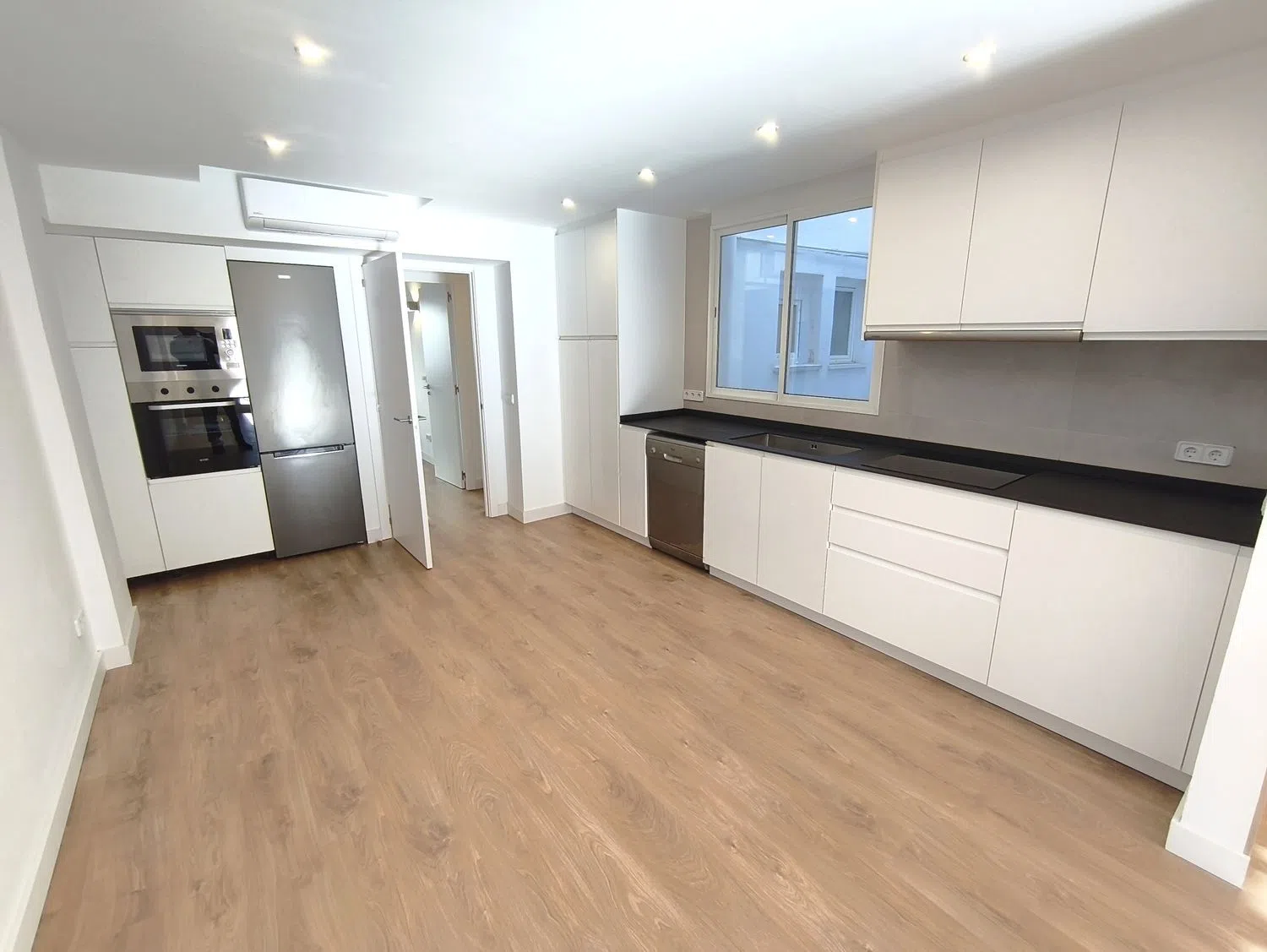 Ático en avenida de Sant Ferran, 28 b - Foto 5